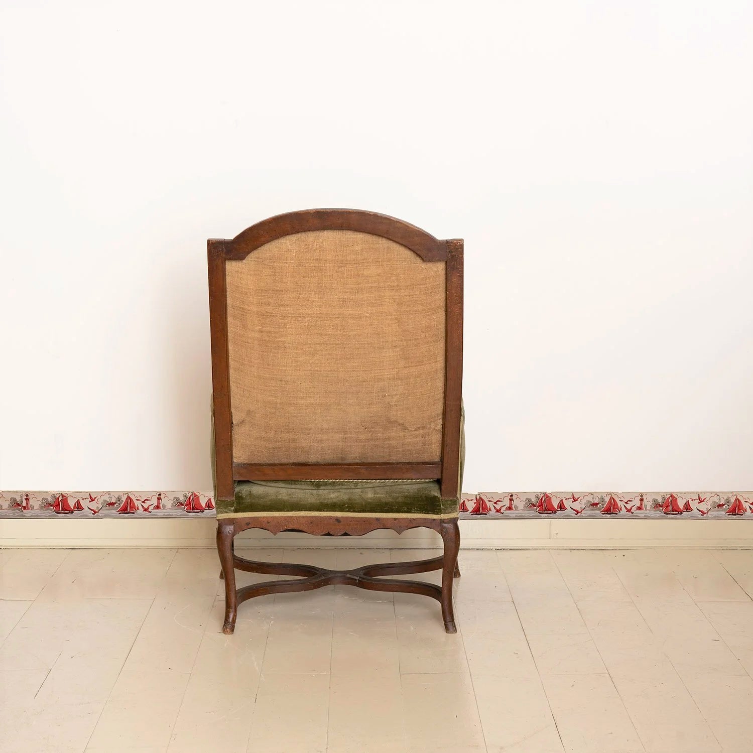18TH CENTURY FRENCH BERGERE CHAIR