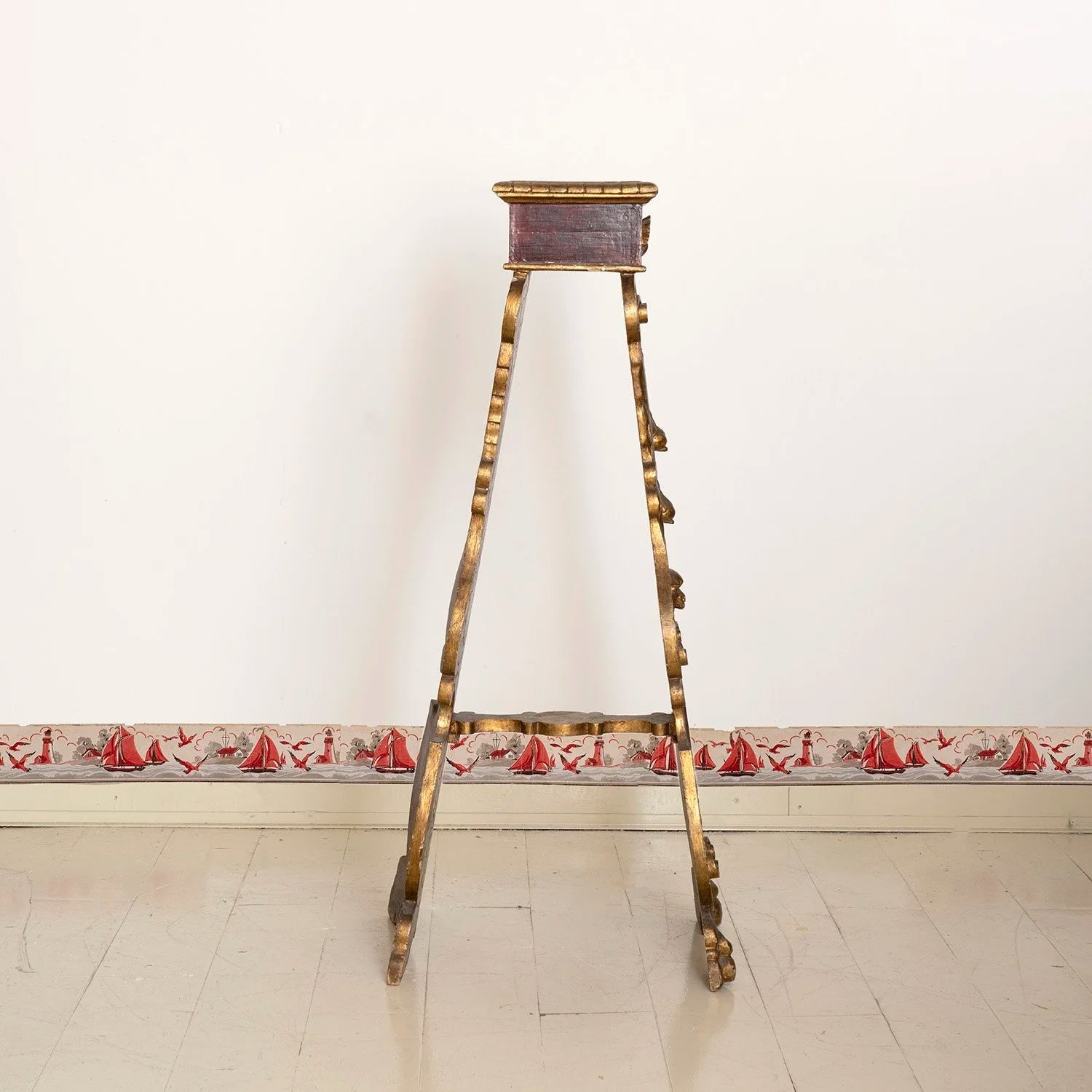 19TH CENTURY ITALIAN DECORATIVE PLANT STAND