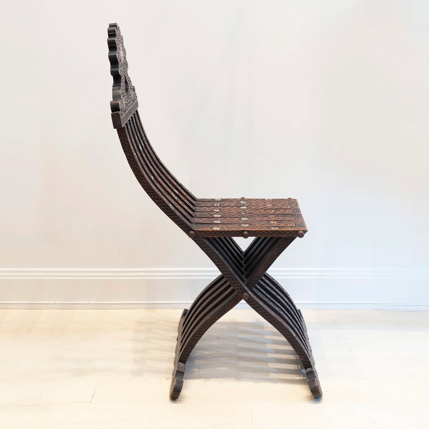 19TH CENTURY SYRIAN CARVED AND INLAID FOLDING CHAIR