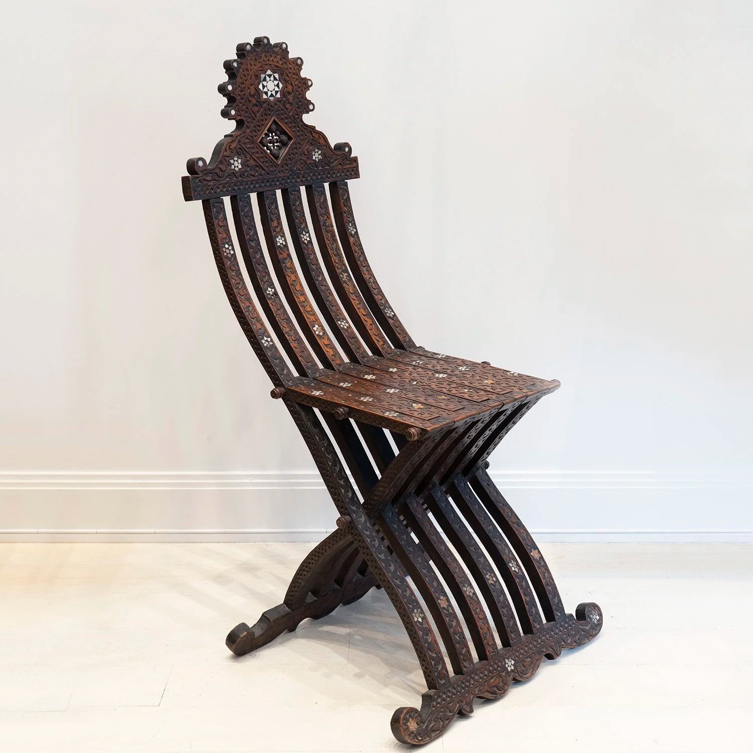 19TH CENTURY SYRIAN CARVED AND INLAID FOLDING CHAIR