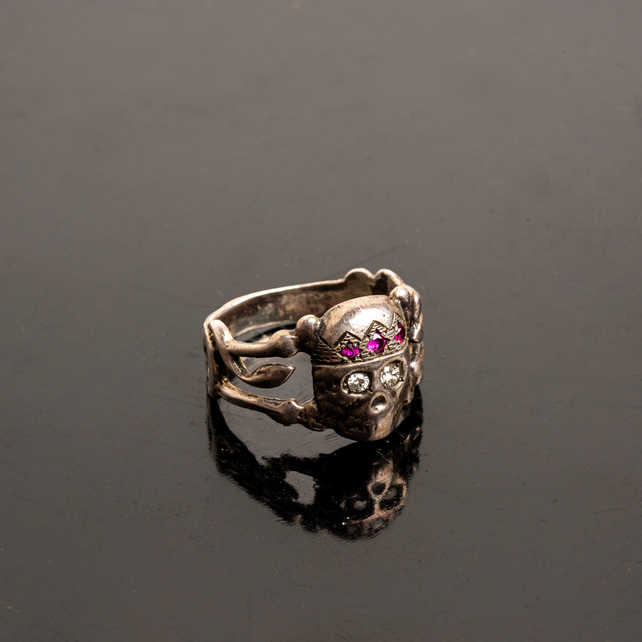 Antique Sterling Silver & Gem Stone Skull Ring