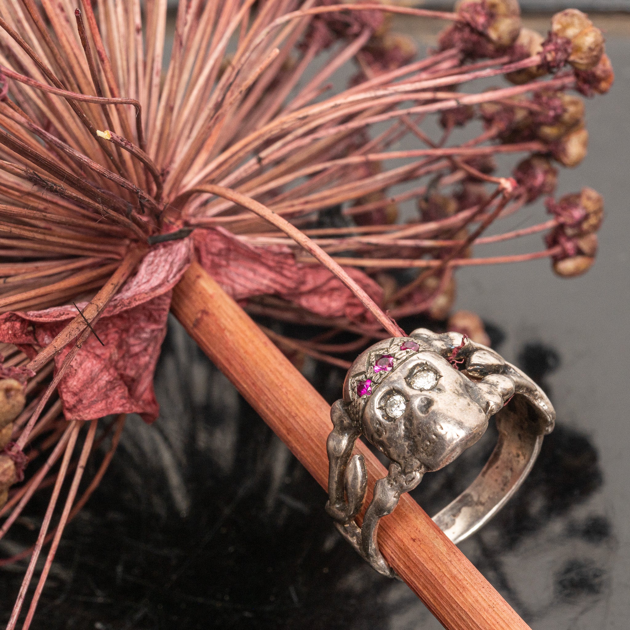 Antique Sterling Silver & Gem Stone Skull Ring