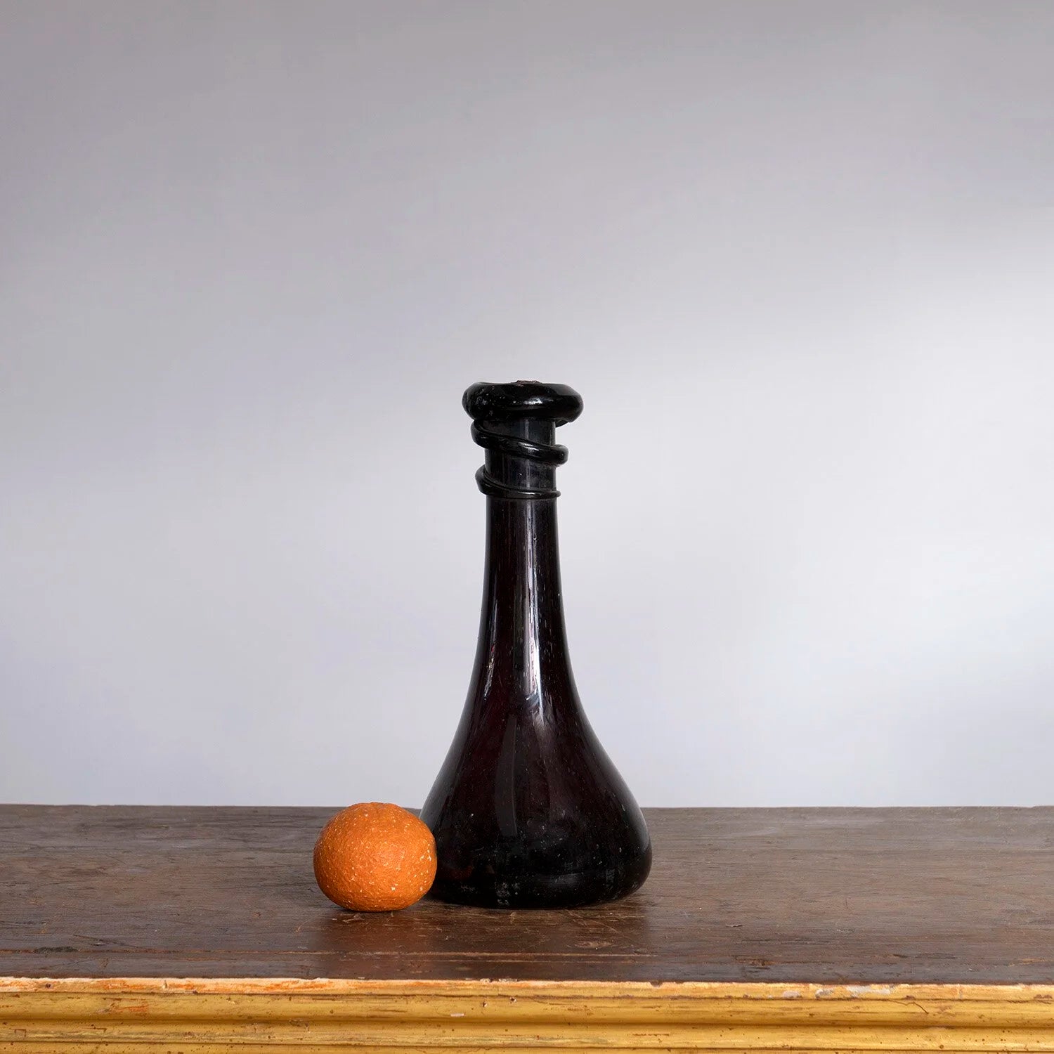 BLOWN GLASS WITH LONG SERPENT RING