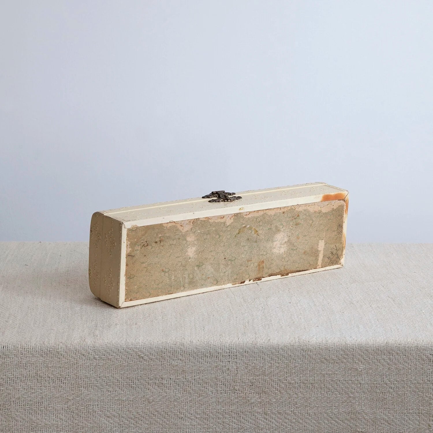 RARE CELLULOID SUSPENDER BOX