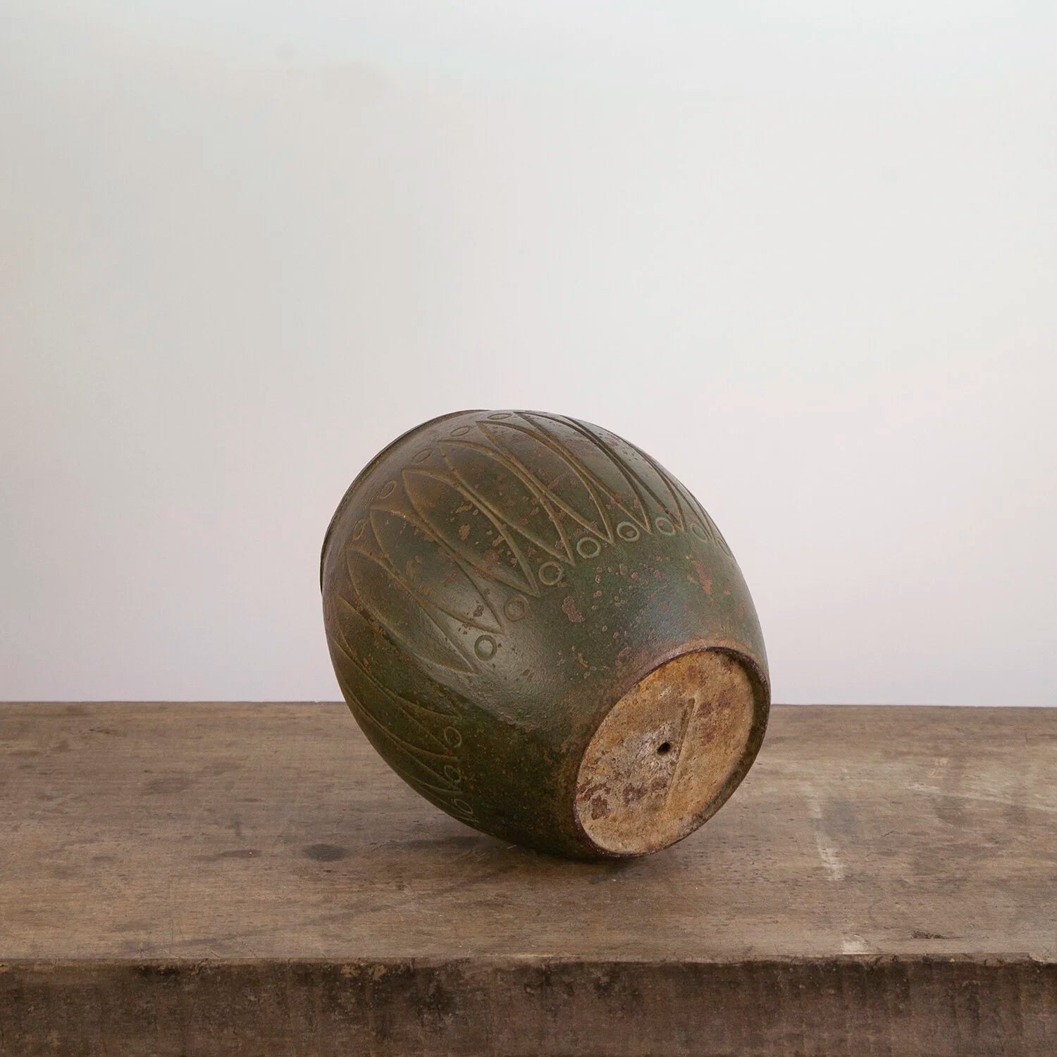 PATINATED IRON PLANTER