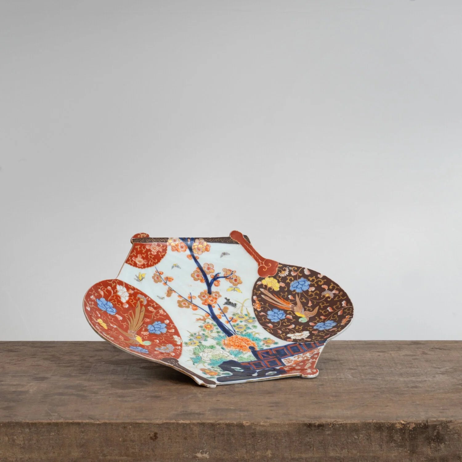 IMARI DECORATED PLATE