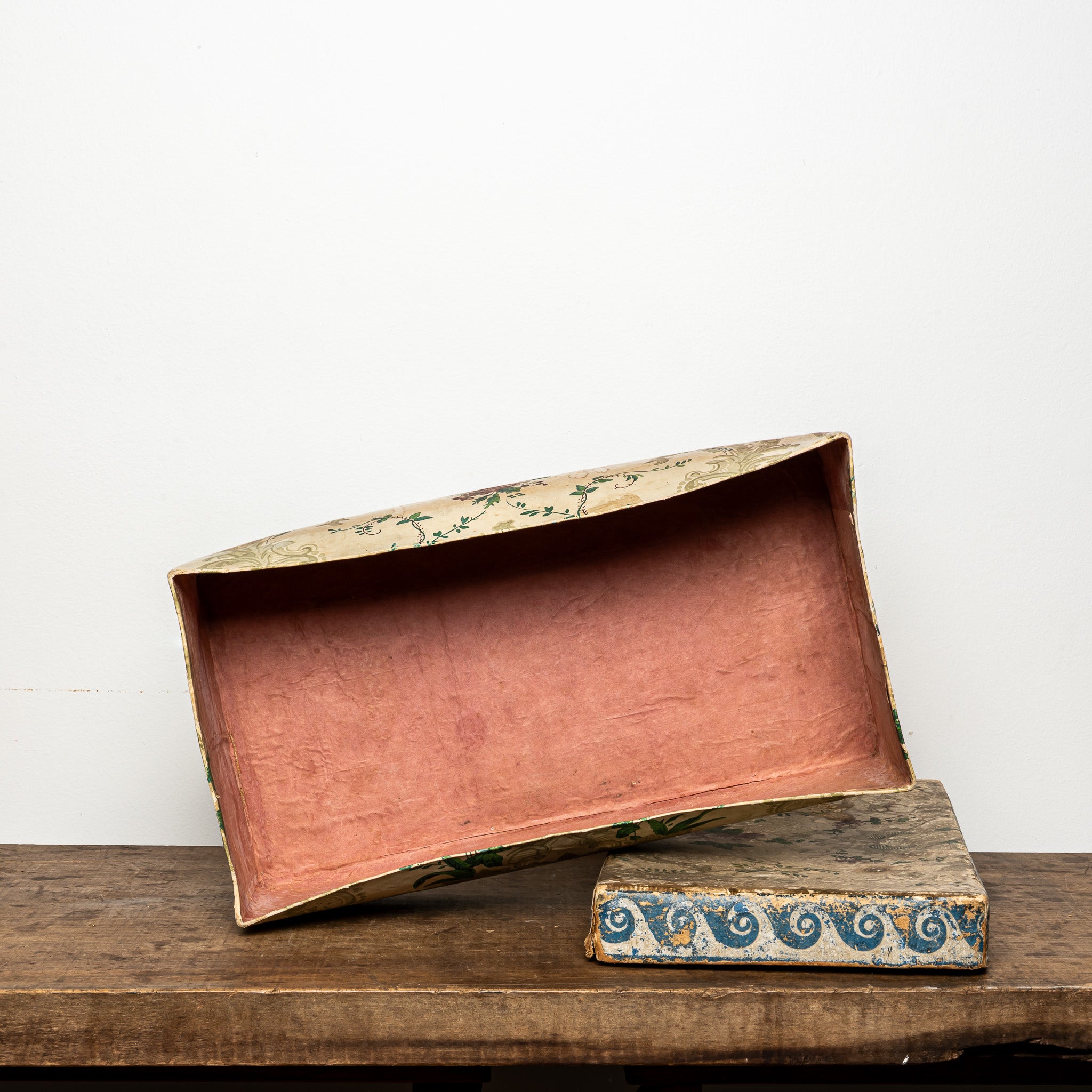 19th c. rectangular wallpaper box