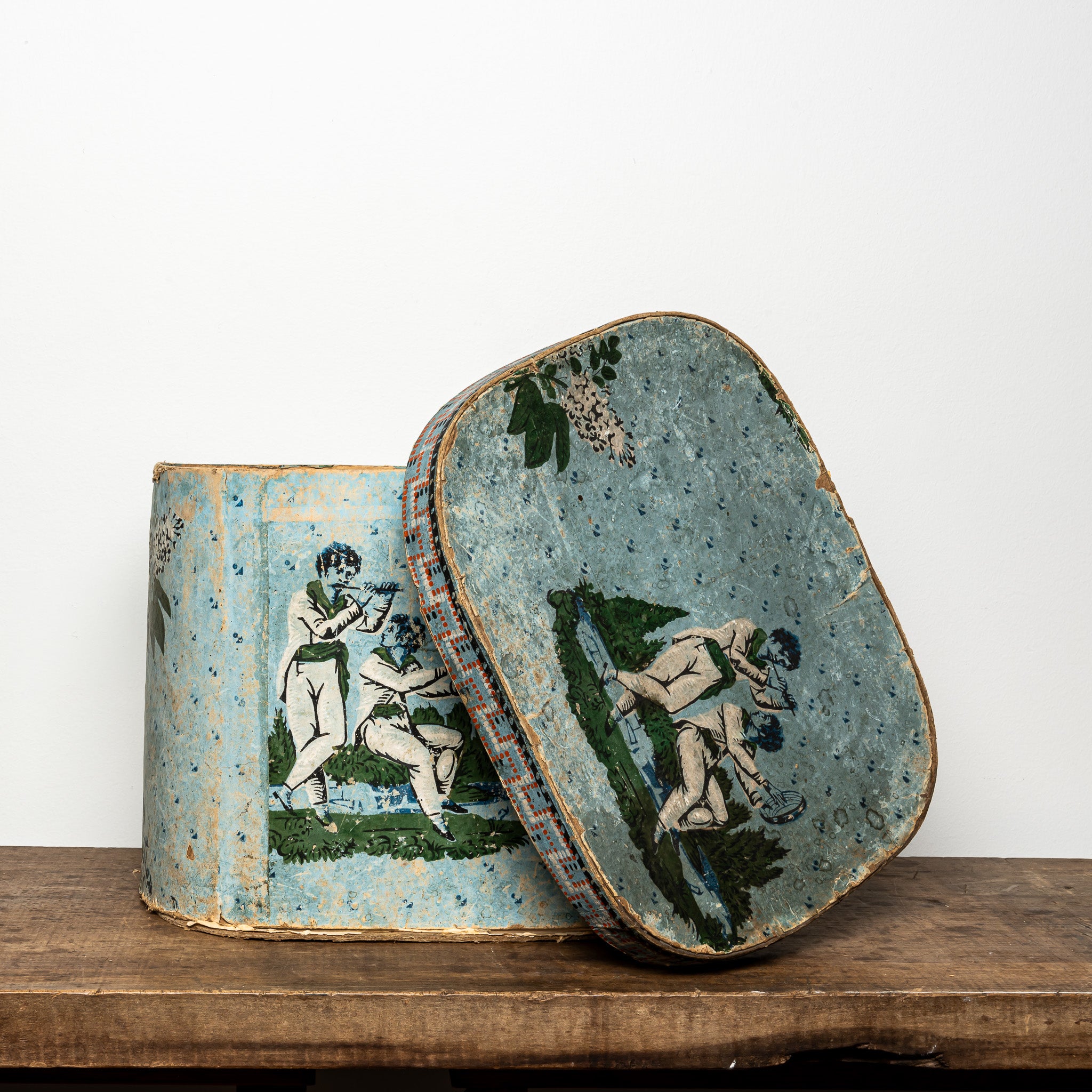 19th c. wallpaper bandbox