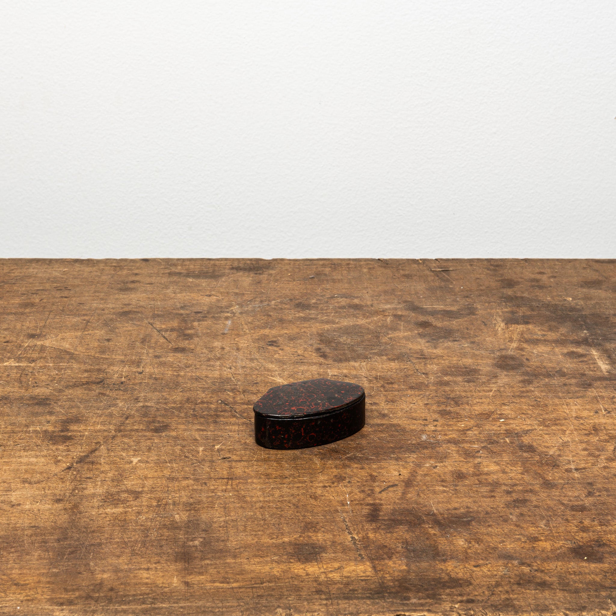 18th-Century English Paper-Mâché Shell-Form Snuff Box