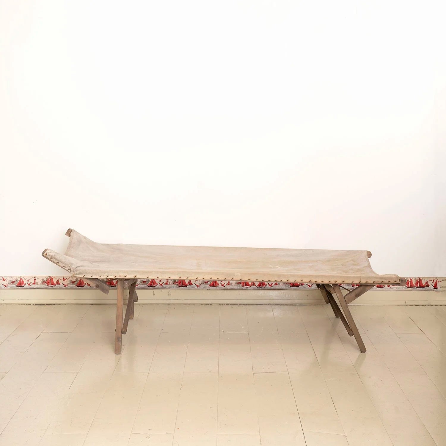 ANTIQUE FOLDING COT