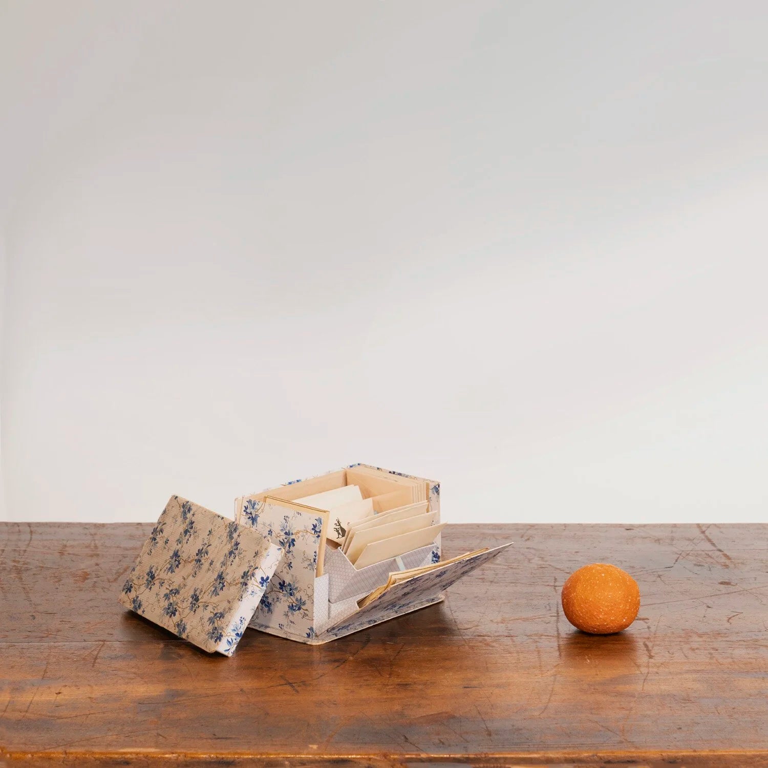 EDWARDIAN STATIONERY BOX SET