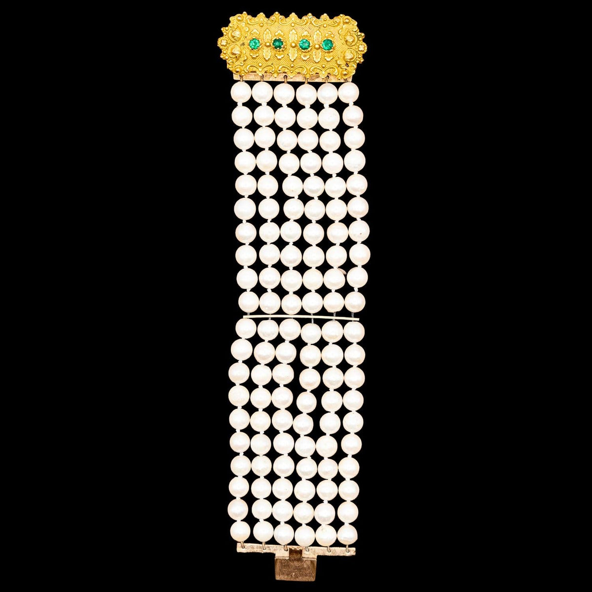 GEORGIAN PINCHBECK & PEARL BRACELET, detail view