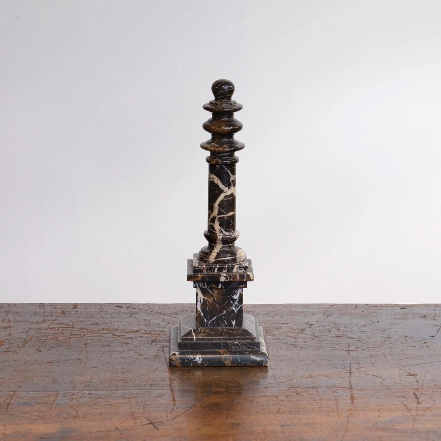 GRAND TOUR MARBLE MODEL