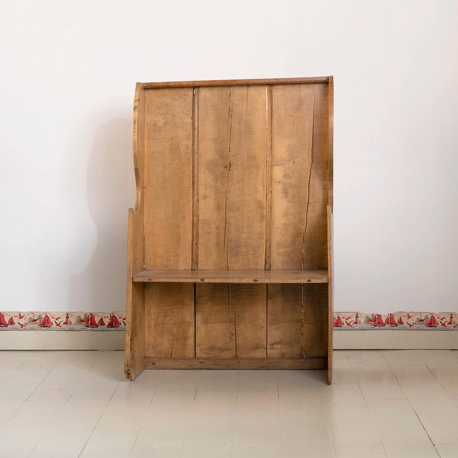 HIGH BACK SETTLE BENCH