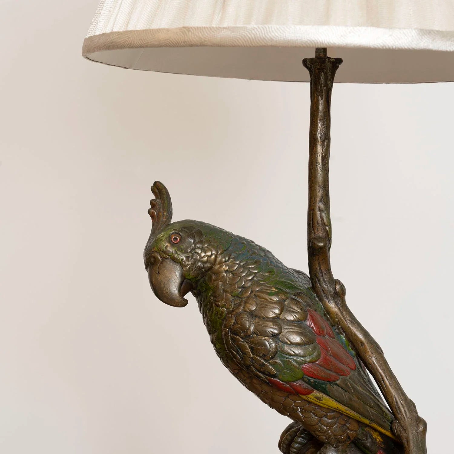 LARGE PARROT SCULPTURE LAMP