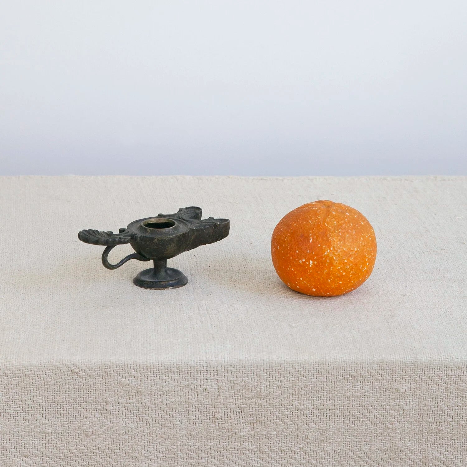 GRAND TOUR REPLICA OF ROMAN OIL LAMP