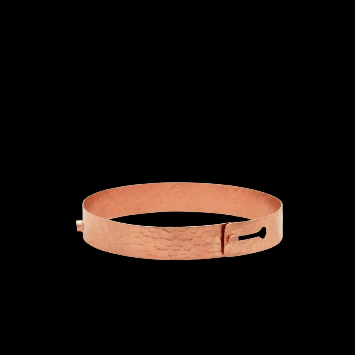 HAMMERED ROSE GOLD VERMEIL "NIGHT SKY" BRACELET, detail view