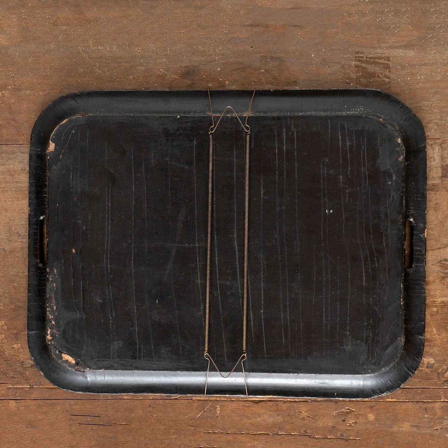 STENCILED PAPER MACHE TRAY