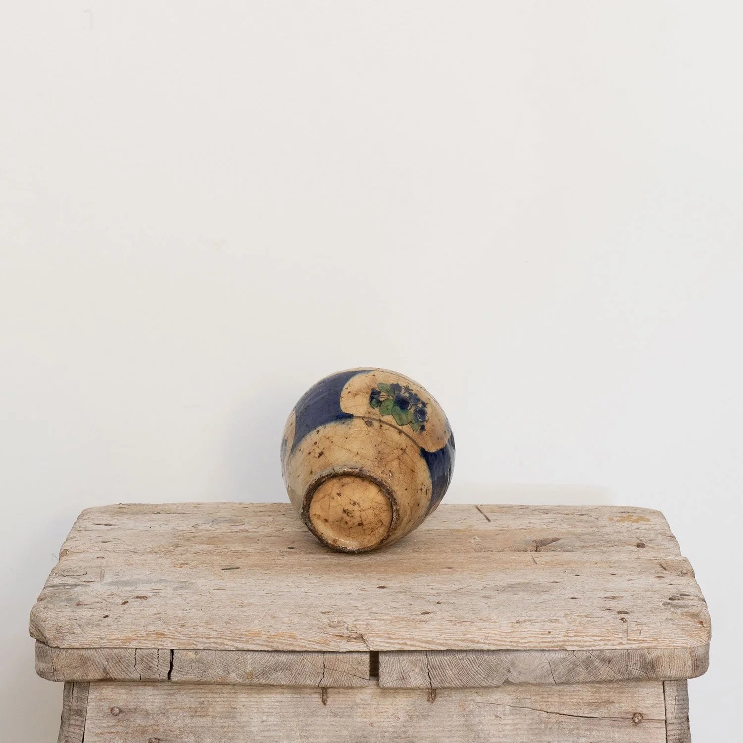 ANCIENT PERSIAN VASE A