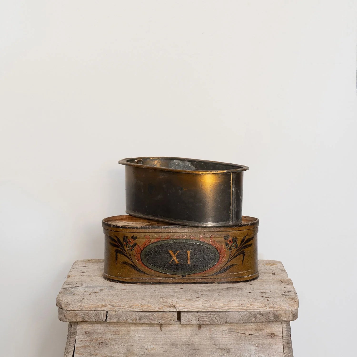 FRENCH PAINTED JARDINIERE