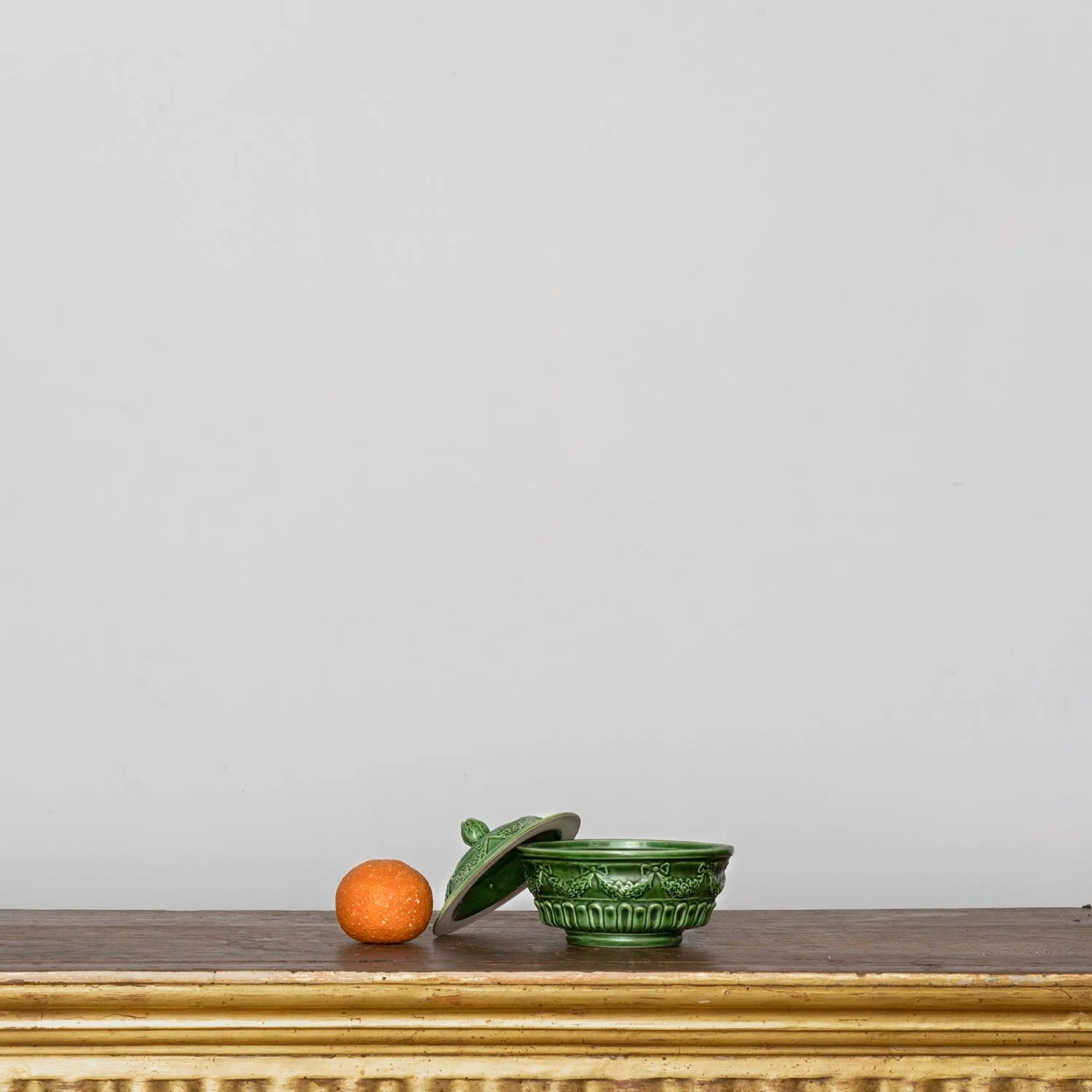 ITALIAN GREEN GLAZED POTTERY LIDDED BOX