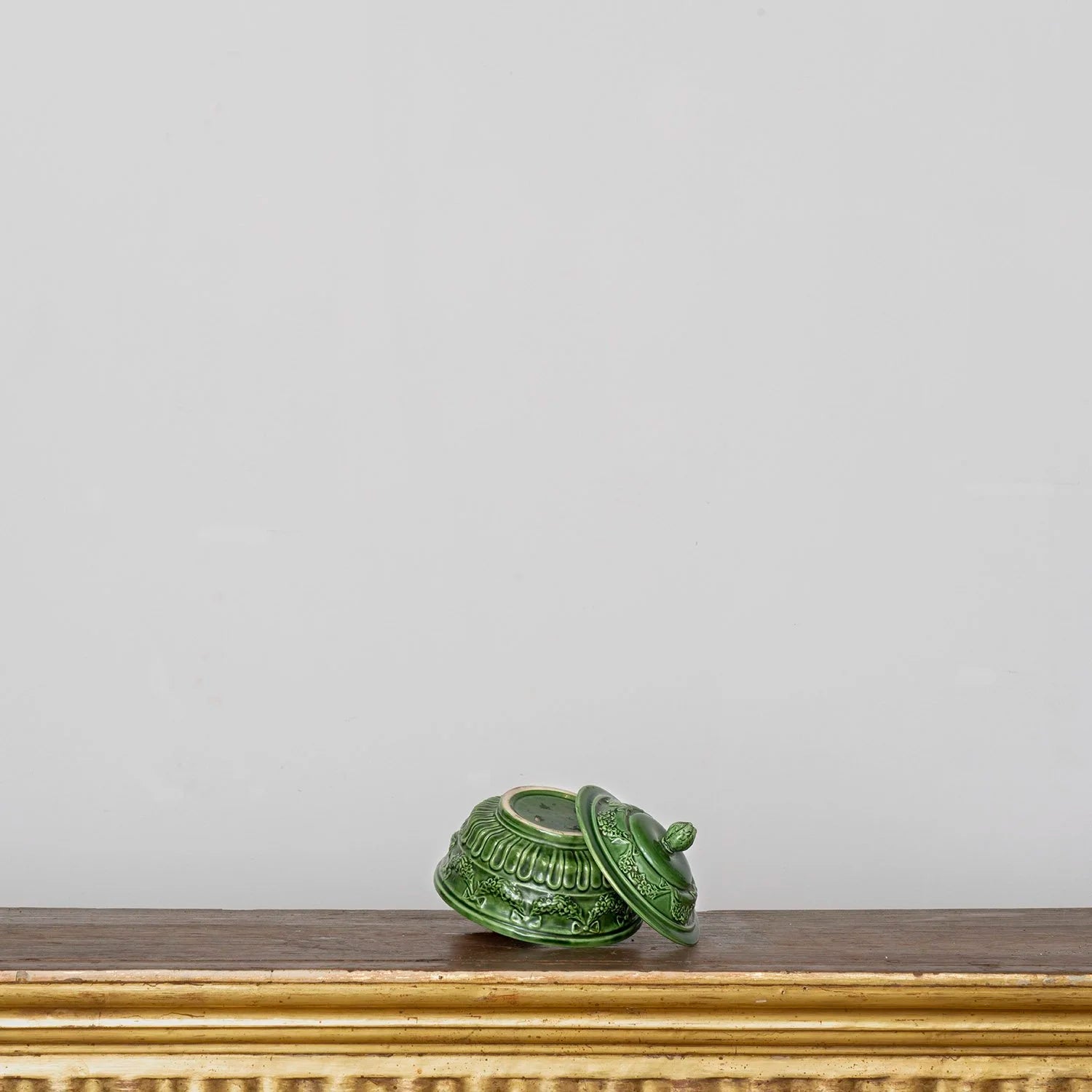 ITALIAN GREEN GLAZED POTTERY LIDDED BOX