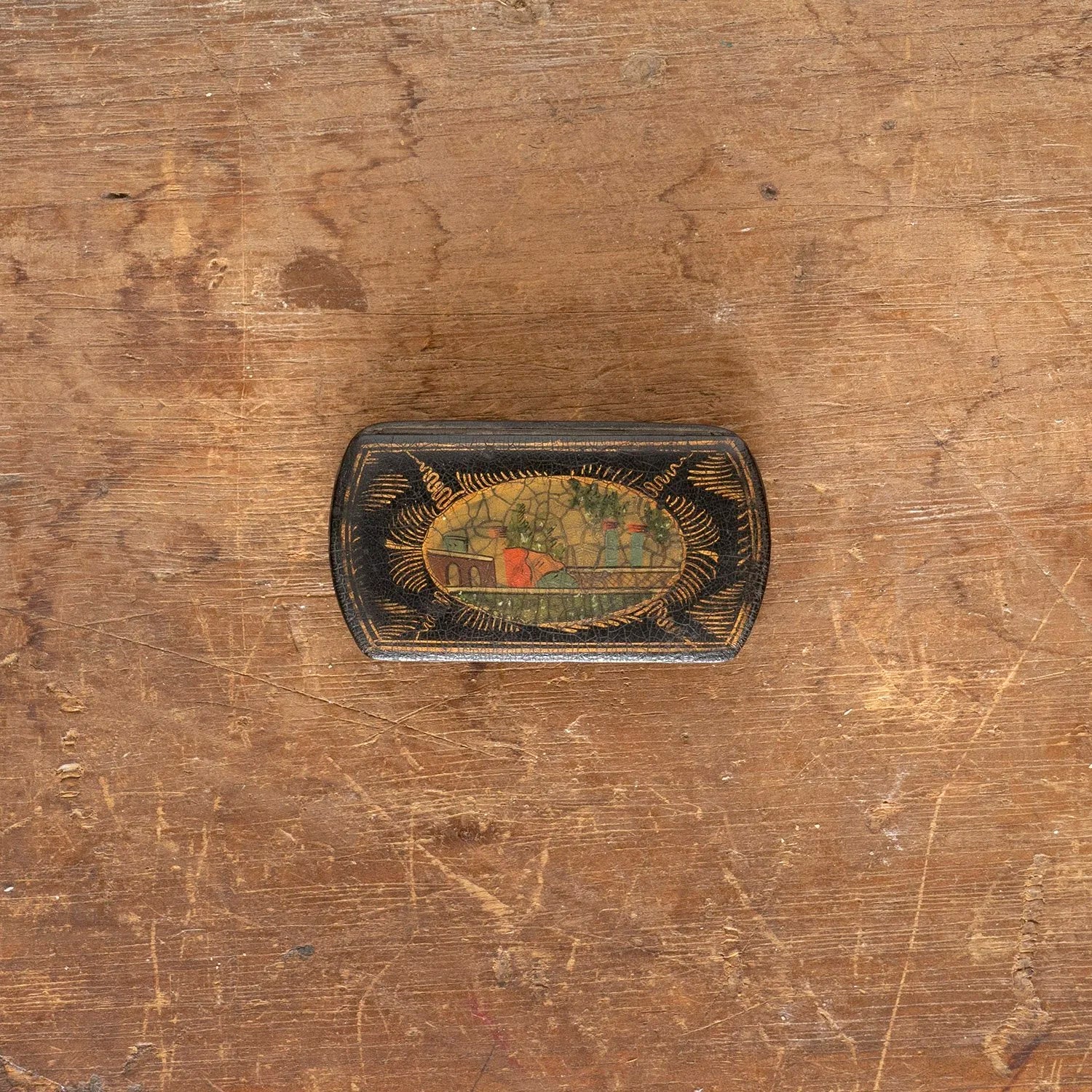 HAND PAINTED SNUFF BOX