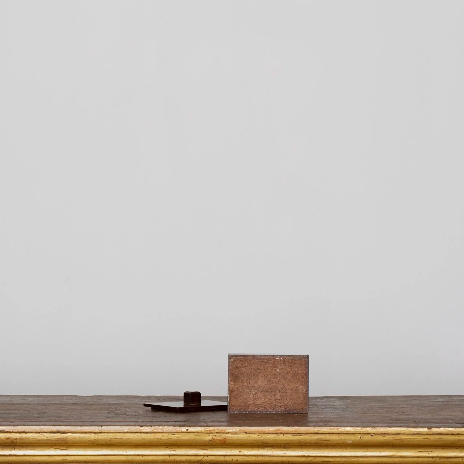 ART DECO MAHOGANY BOX