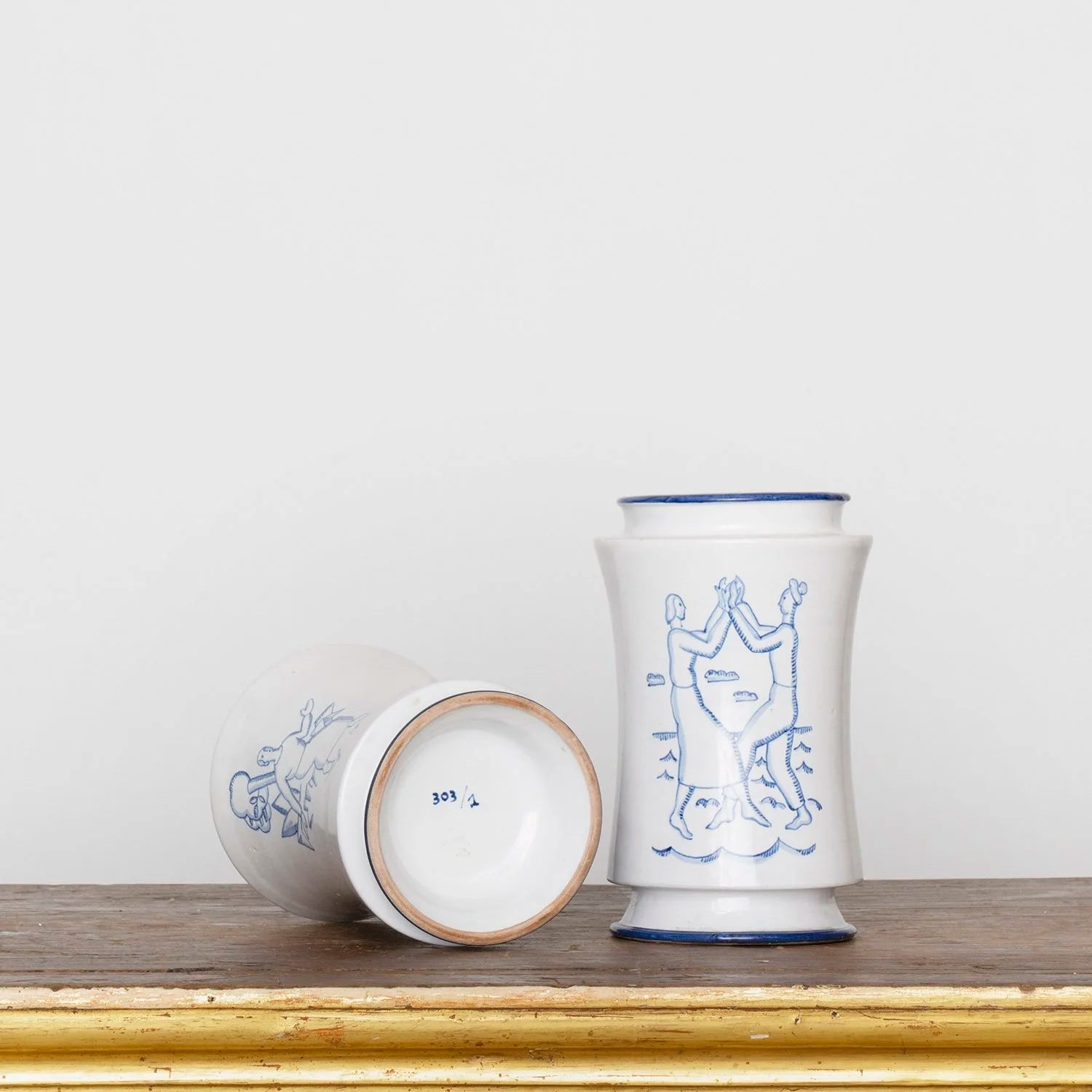 PAIR VASES IN THE STYLE OF GIO PONTi