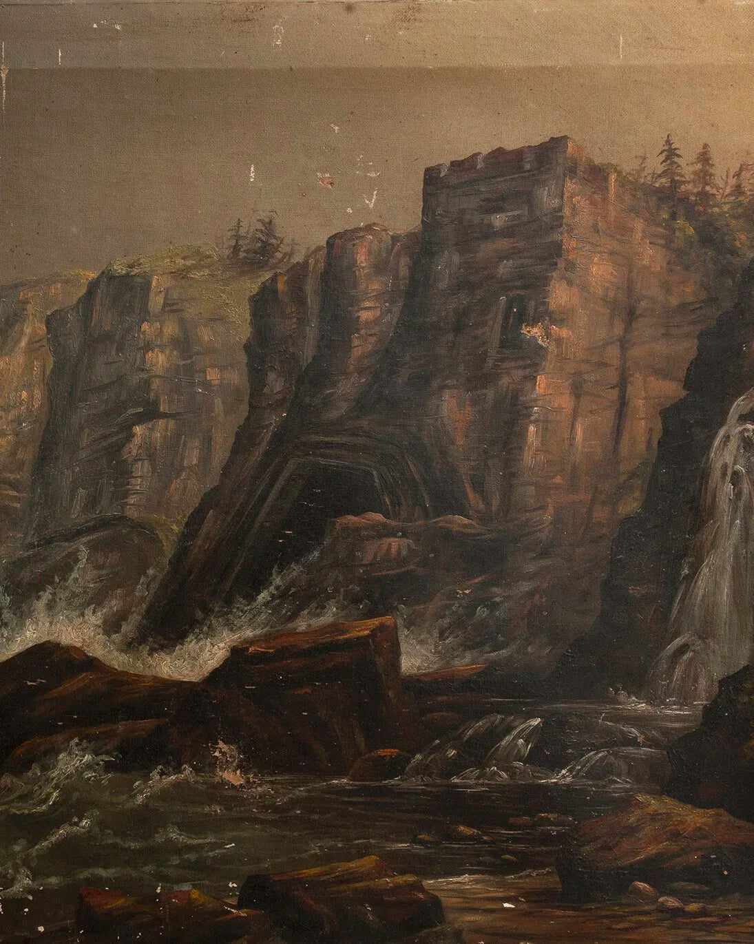 SEASCAPE OF WAVES CRASHING ON CLIFFS