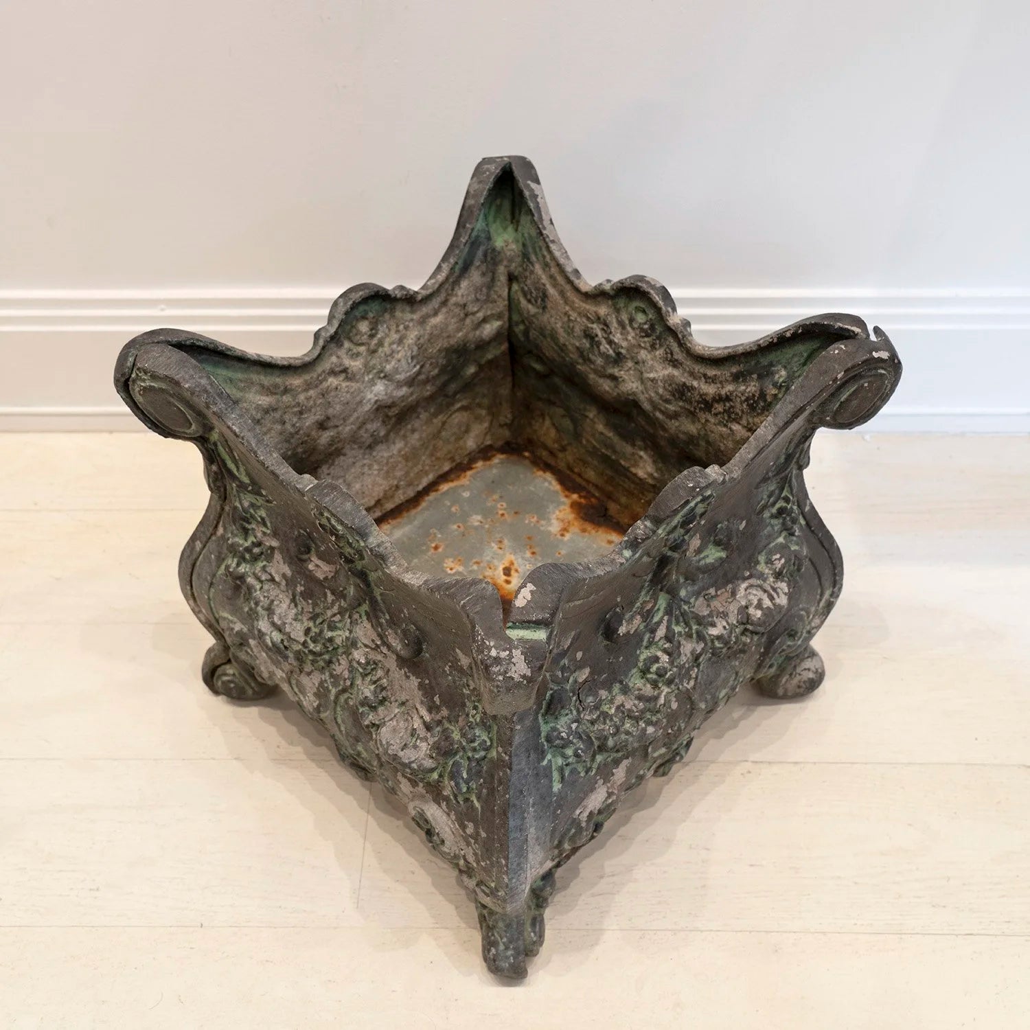 PAIR OF 19TH CENTURY FRENCH JARDINIERES