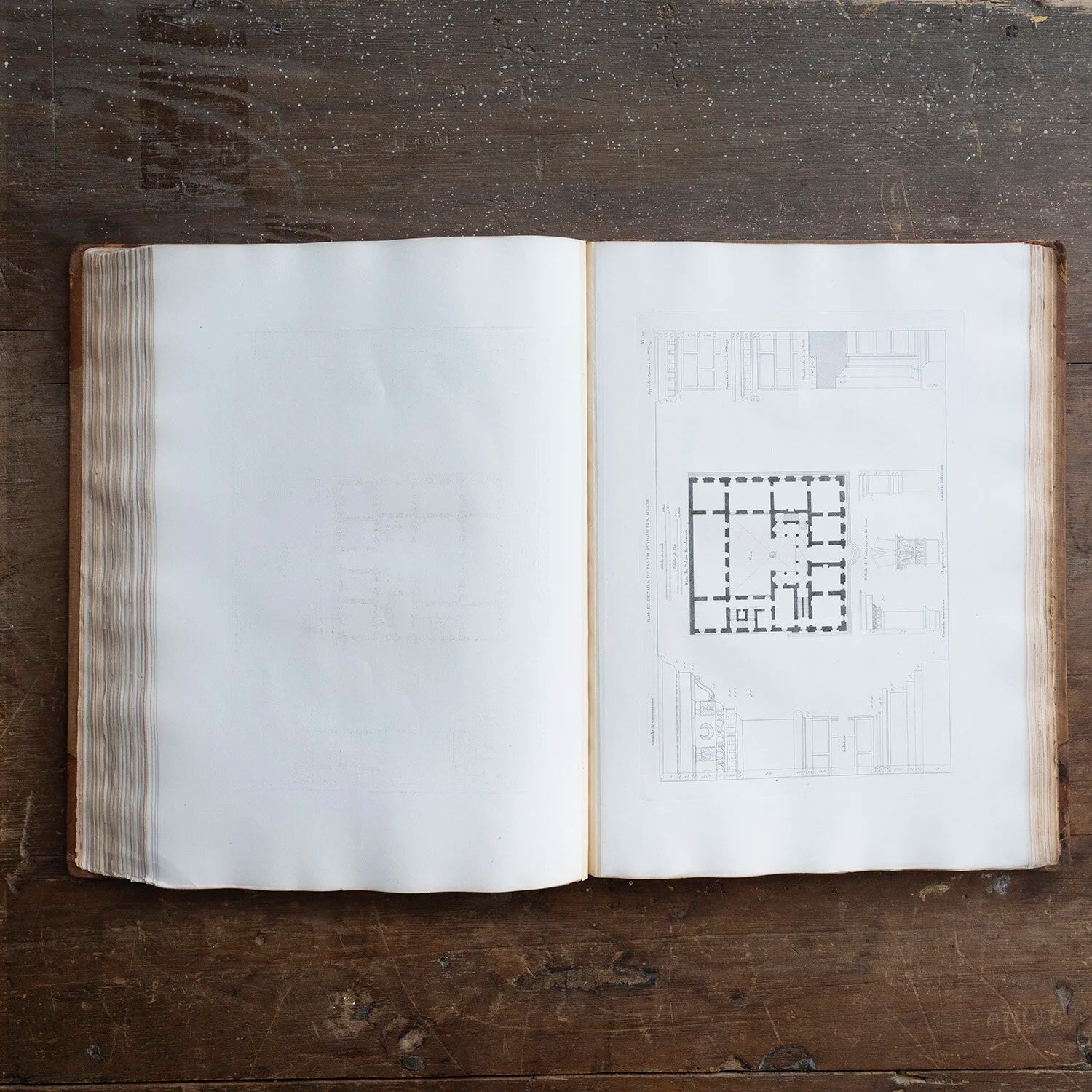 PORTFOLIO OF ITALIAN ARCHITECTURE - TOSCANE