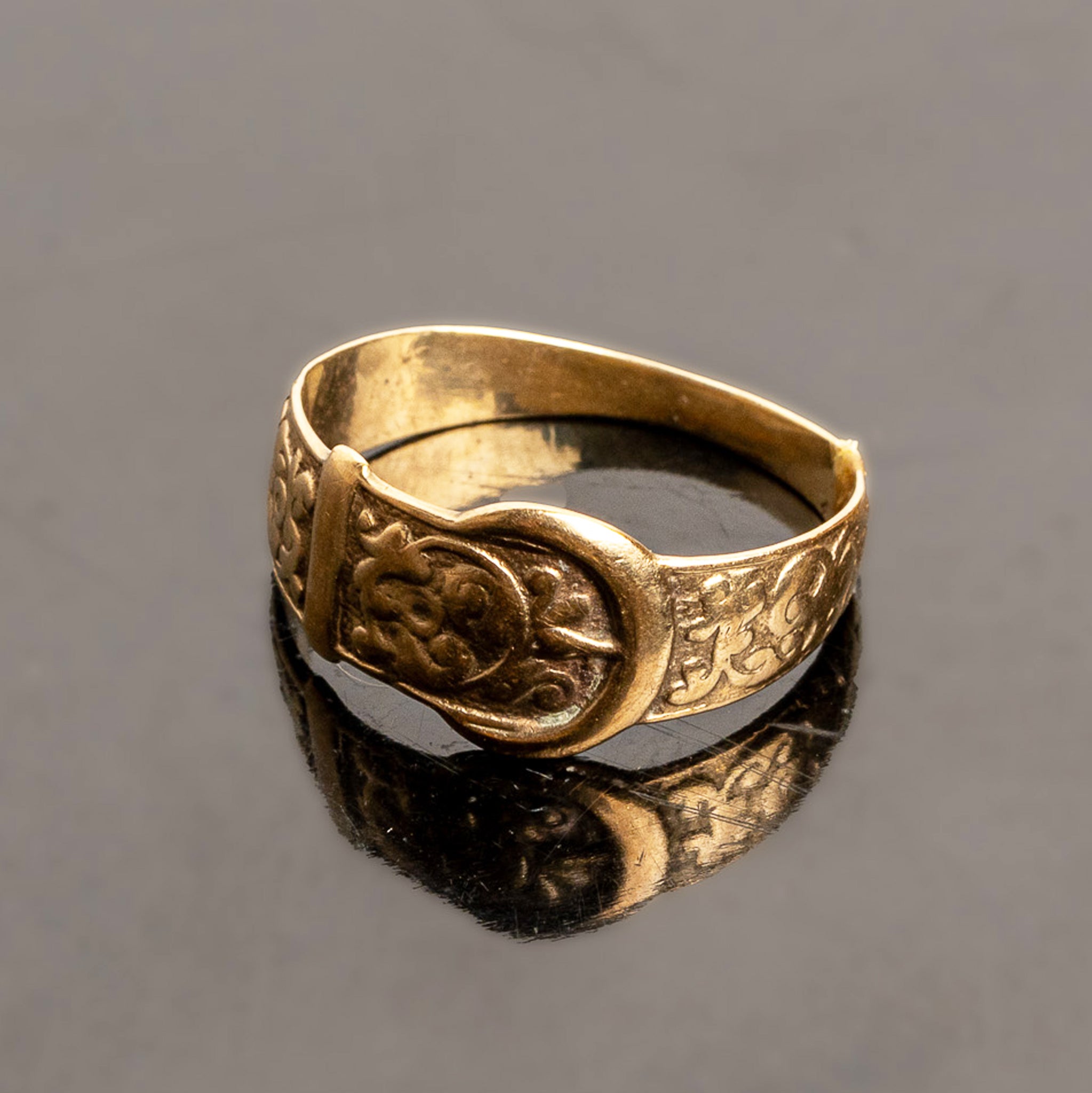 19th Century English 14k Gold Buckle Ring
