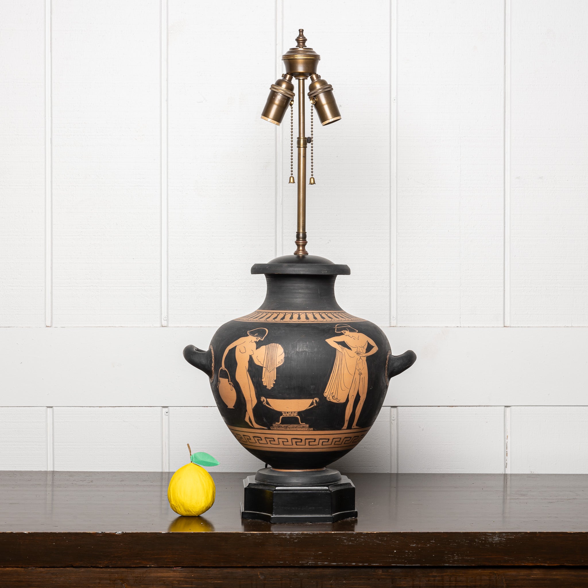 EARLY 20TH-CENTURY ITALIAN TERRACOTTA LAMP
