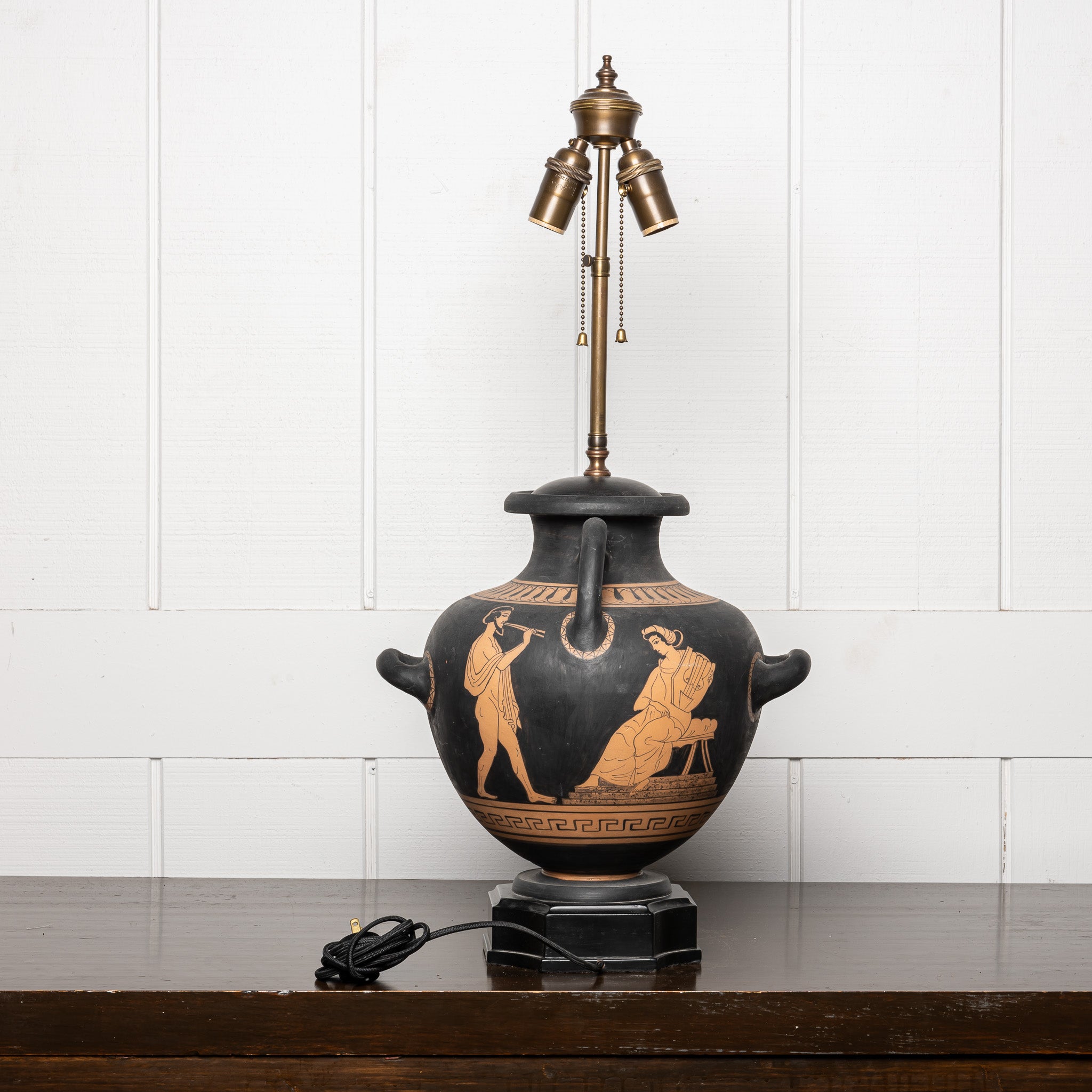 EARLY 20TH-CENTURY ITALIAN TERRACOTTA LAMP