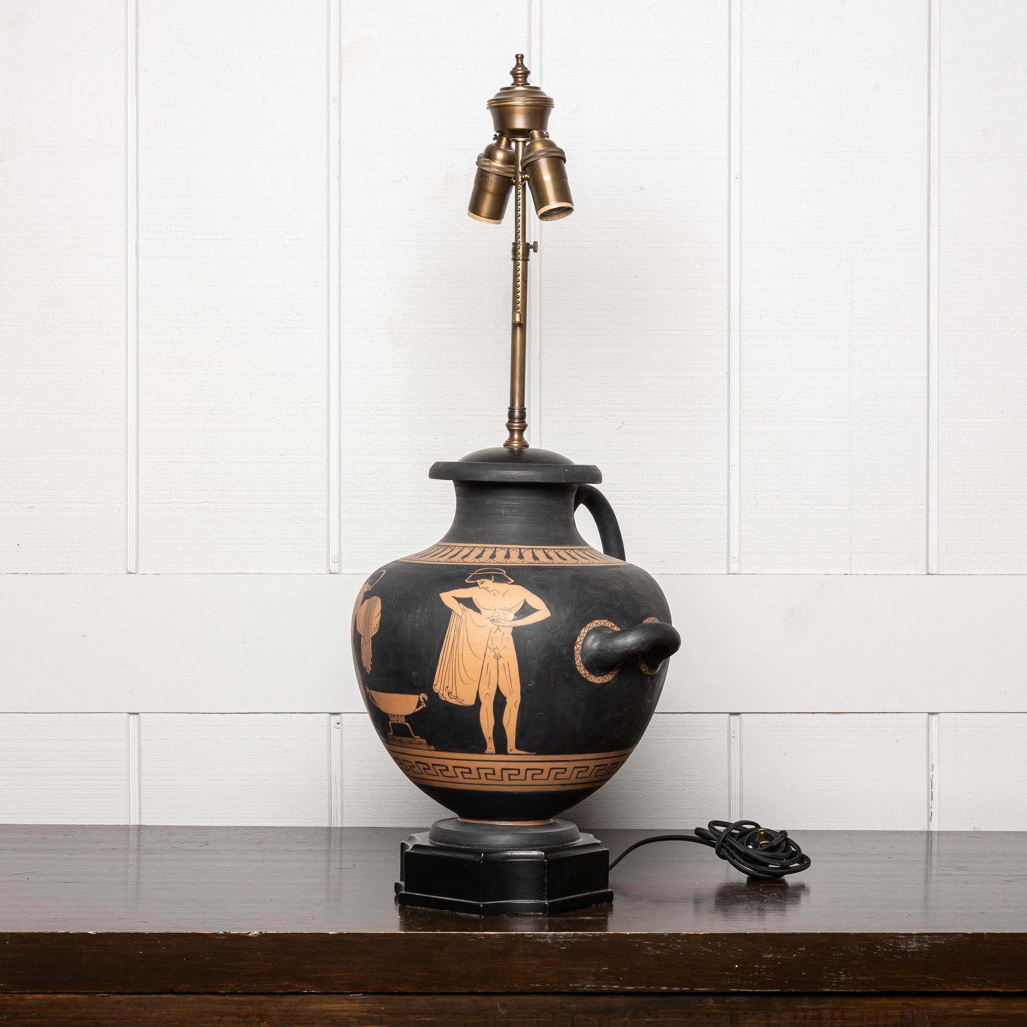 EARLY 20TH-CENTURY ITALIAN TERRACOTTA LAMP