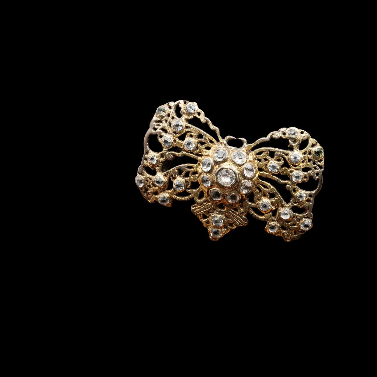 18TH CENTURY SPANISH SILVER AND PASTE BOW BROOCH, catalog view