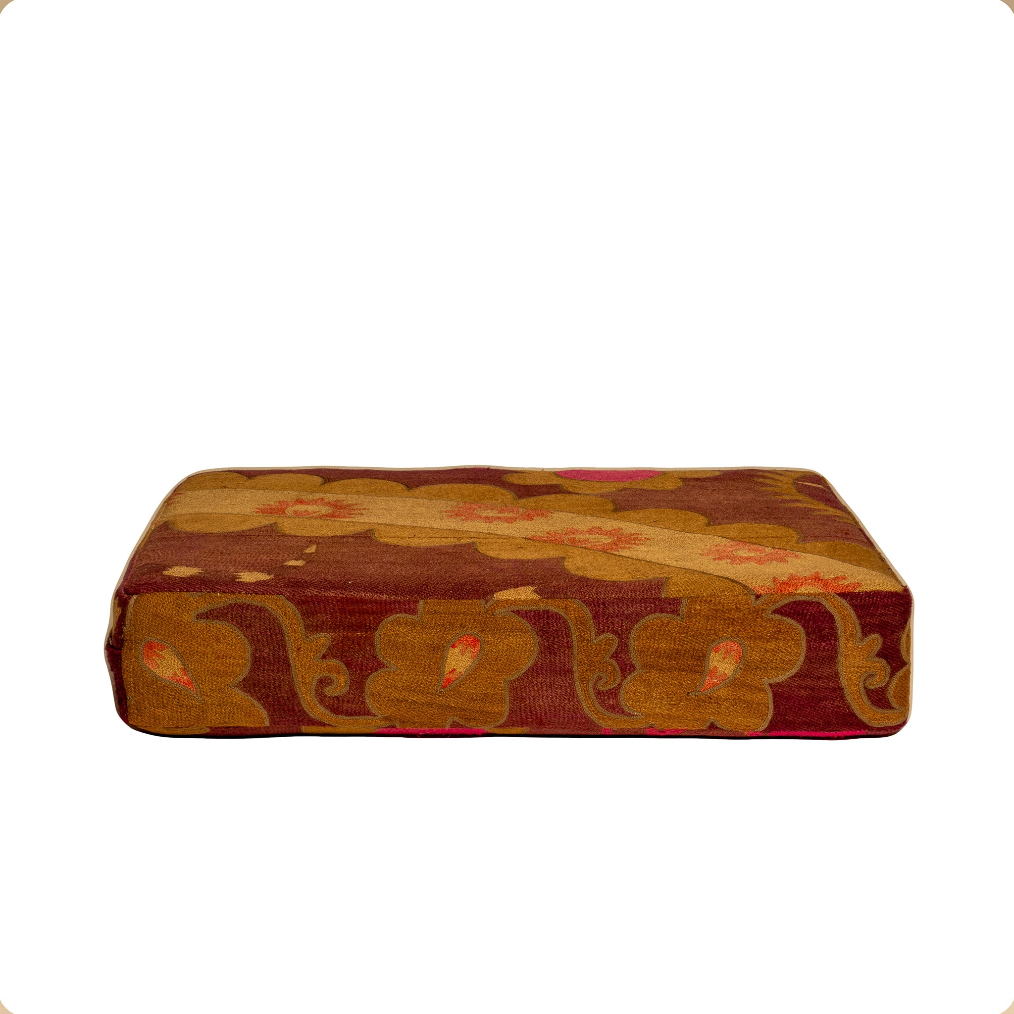 "POUF" FLOOR CUSHION IN ANTIQUE CENTRAL ASIAN SUZANI FABRIC (III)