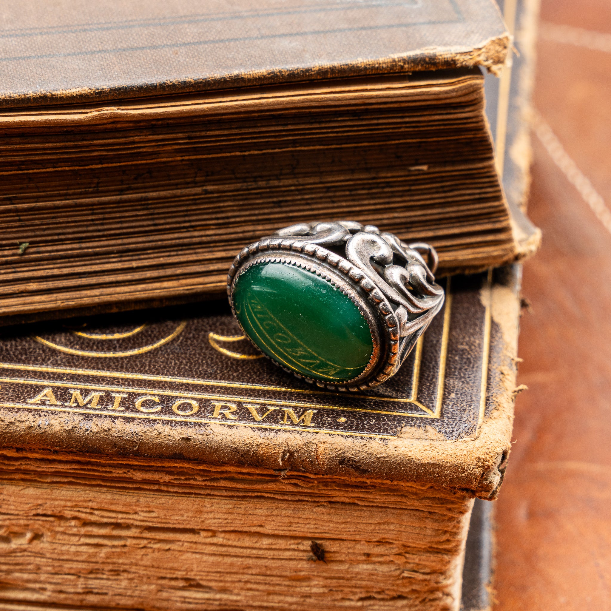 ART DECO STERLING SILVER AND CHRYSOPRASE PENDANT