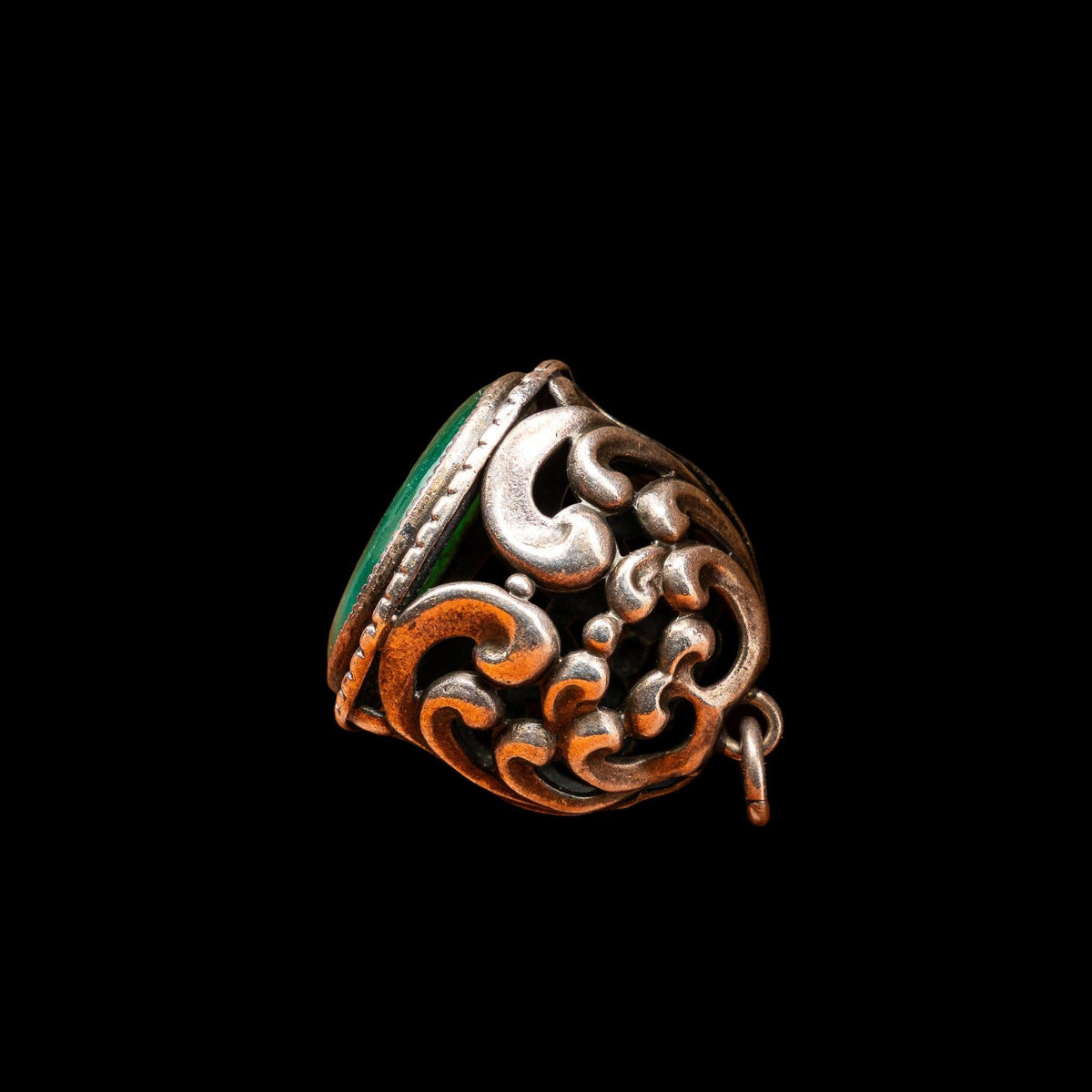 ART DECO STERLING SILVER AND CHRYSOPRASE PENDANT, detail view