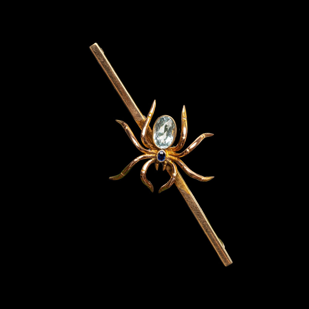 ART DECO 14K GOLD AQUAMARINE & SAPPHIRE SPIDER BAR PIN, detail view