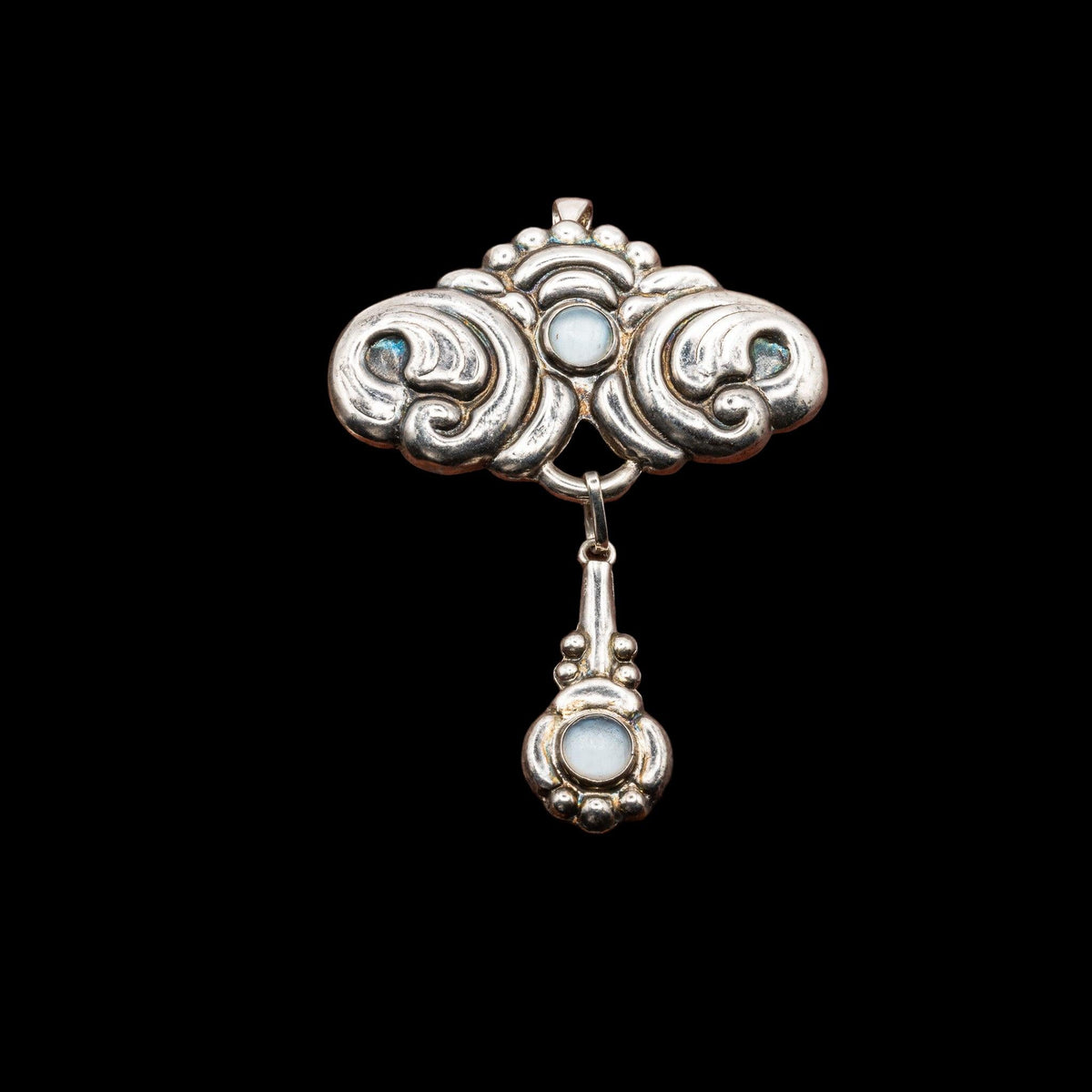 VIENNESE SECESSIONIST SILVER AND MOONSTONE BROOCH, detail view