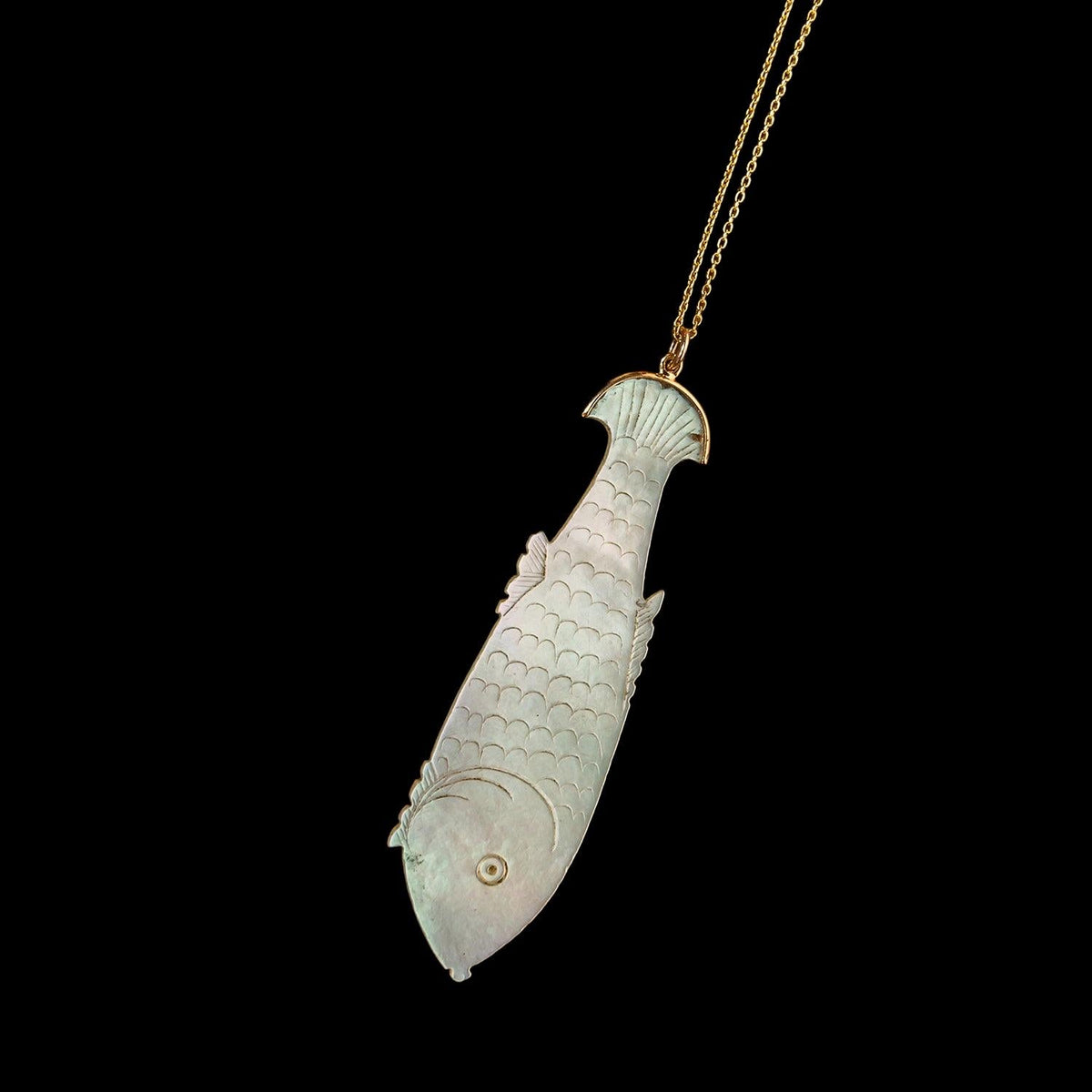 18TH CENTURY MOTHER OF PEARL GAMING CHIP NECKLACE 02, catalog view