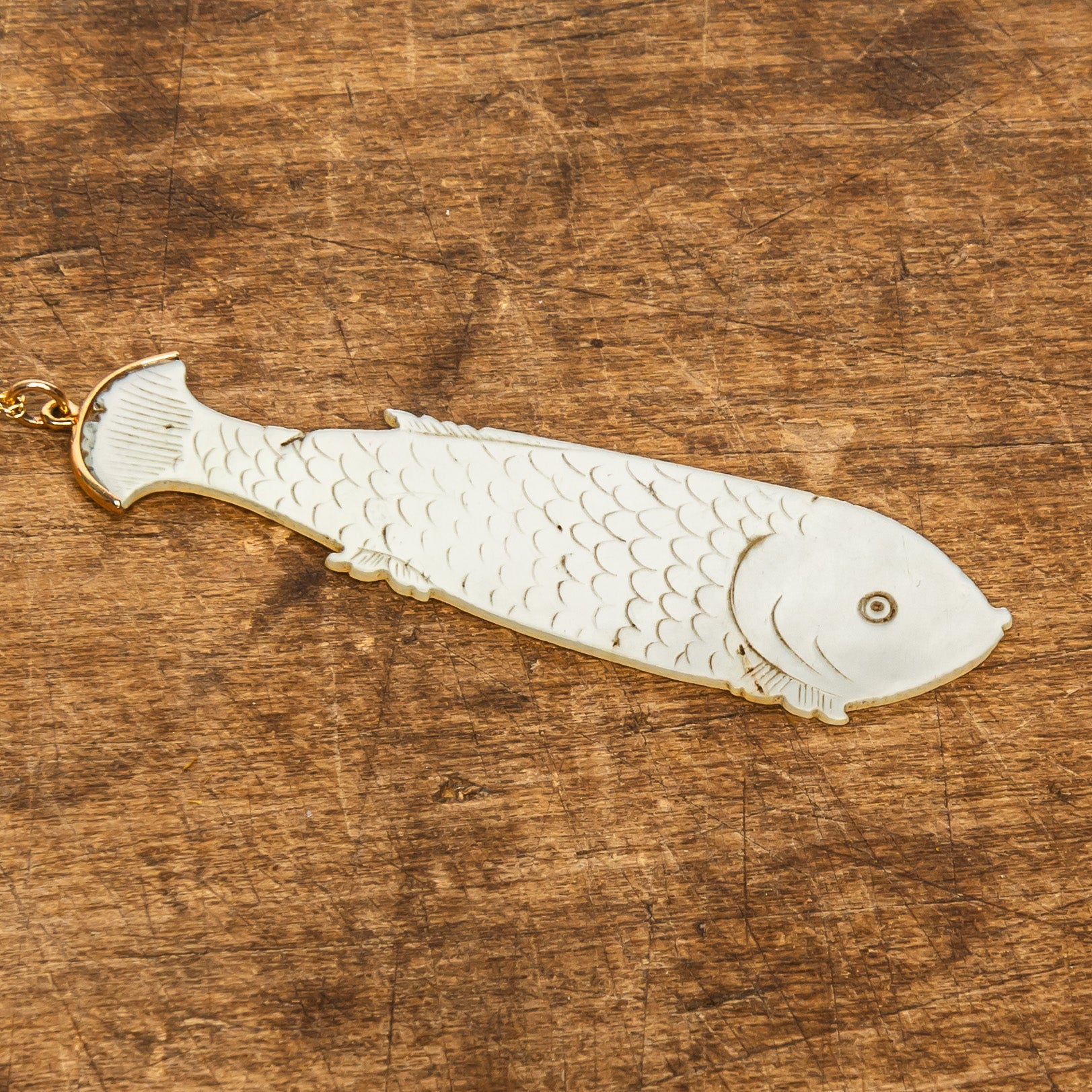 18th-Century Mother of Pearl Gaming Chip Necklace - 03