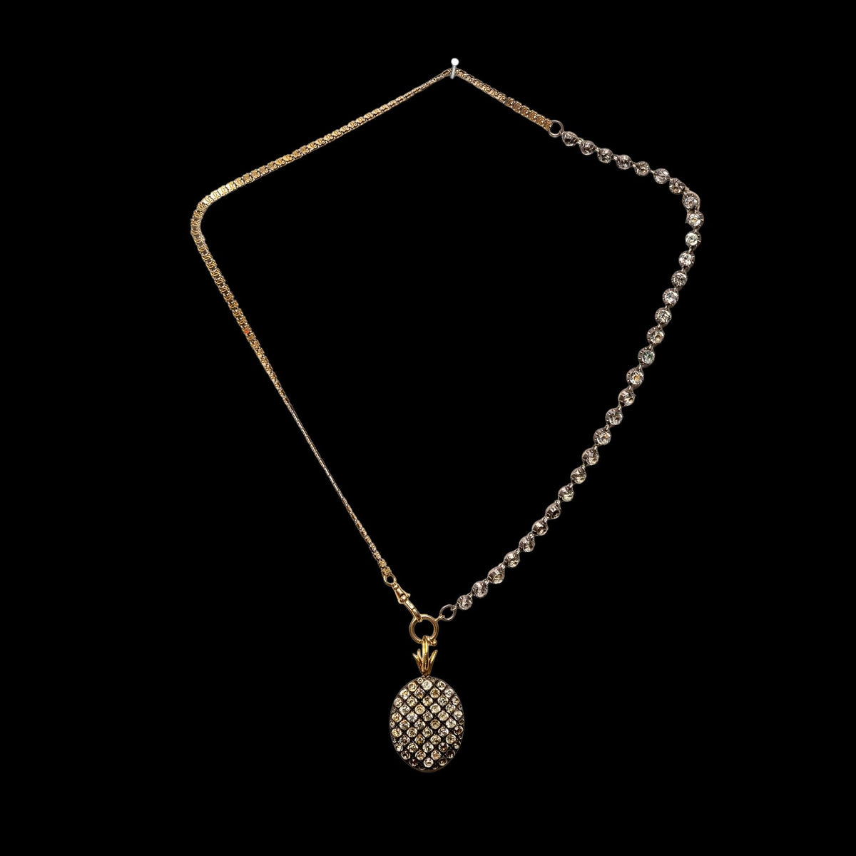 RIVIERA PATCHWORK NECKLACE WITH PASTE LOCKET, detail view