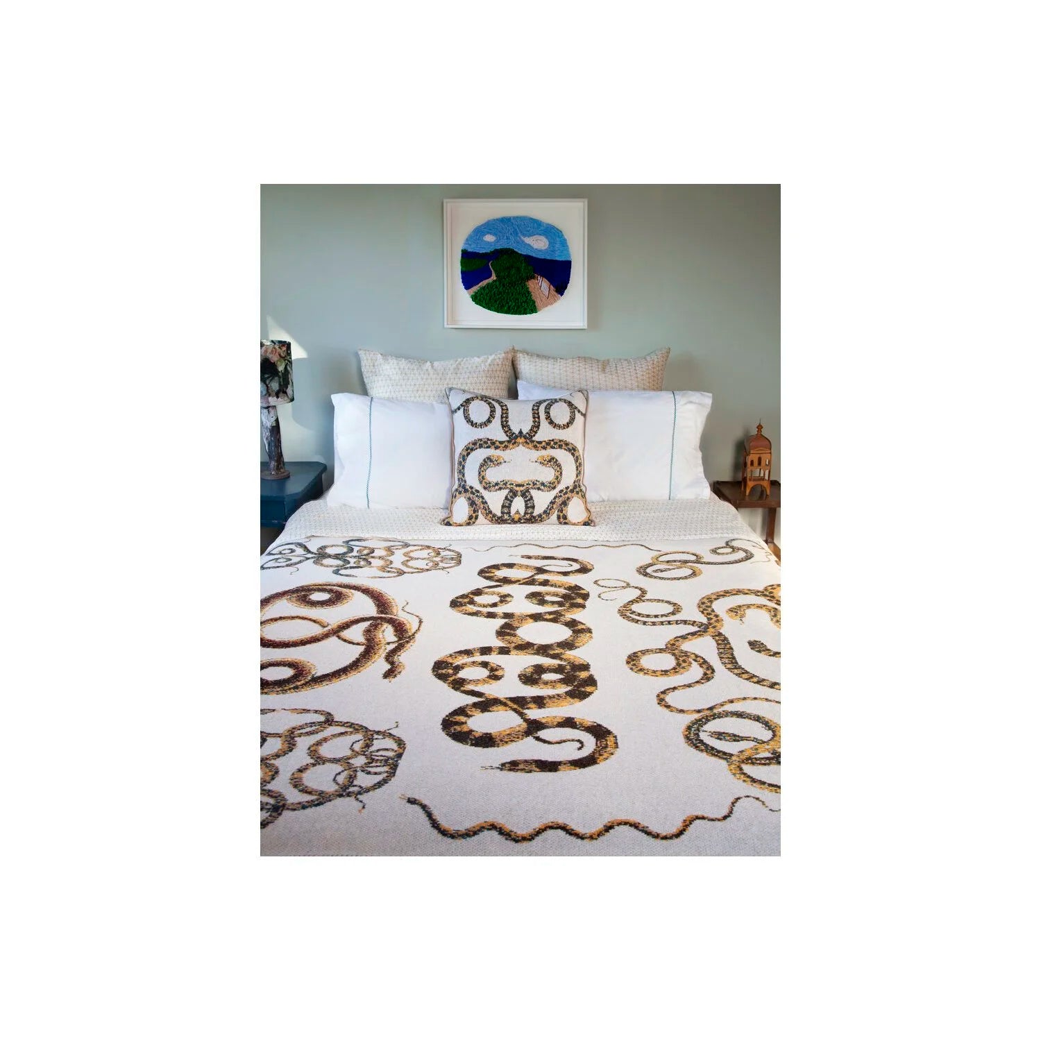 SERPENTS PILLOW