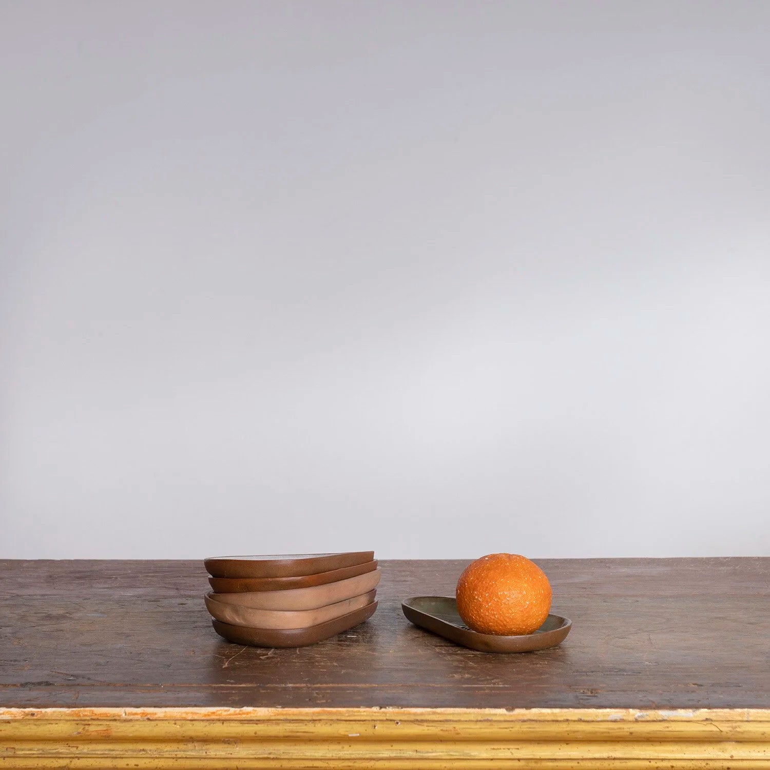 DAVID GIL FOR BENNINGTON POTTERY CO-OP PLATES (SET OF SIX  II)