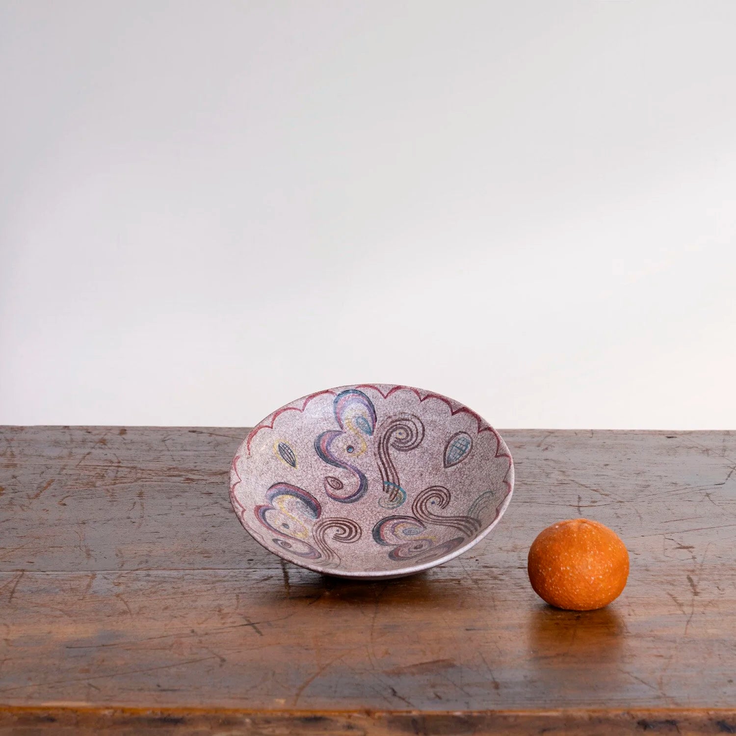 STUDIO POTTERY IN THE STYLE OF THE BLOOMSBURY GROUP