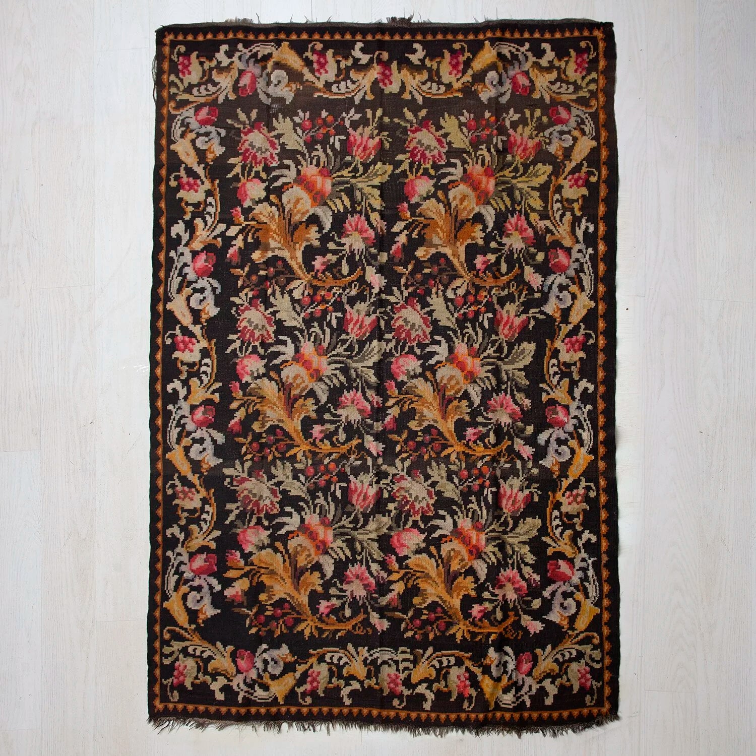 ANTIQUE BESSARABIAN RUG