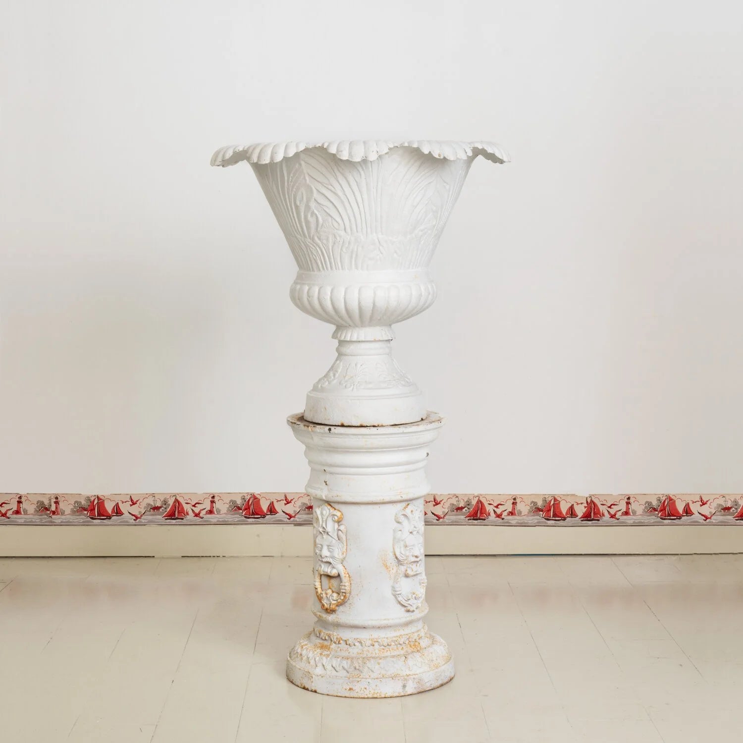 VICTORIAN JARDINIERE ON PEDESTAL